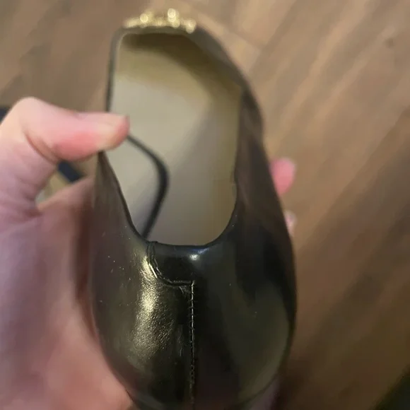 Tory Burch Black Leather Flats with Gold Emblem - Picture 5 of 6